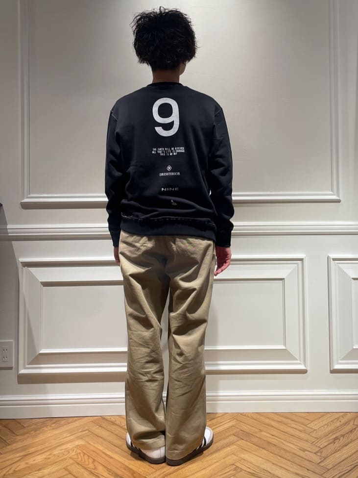 橋本さんの「DRESSTERIOR｜ヴィンテージ アルティメットチノパンツ」を使ったコーディネート