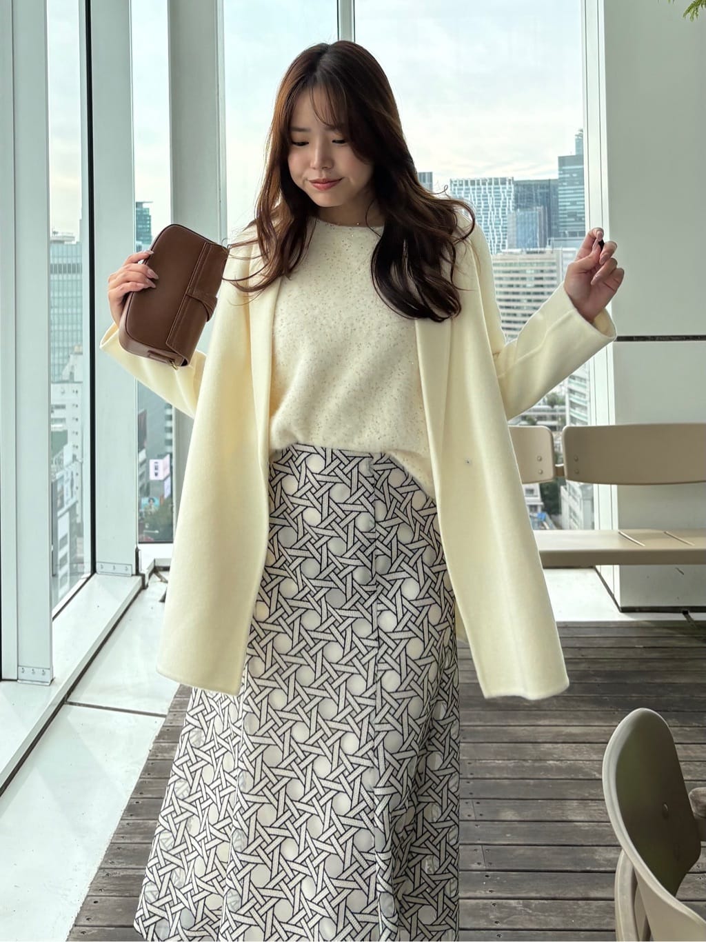 MISAKIさんの「COUP DE CHANCE｜【フォックス混】ショート丈ニットトップス」を使ったコーディネート