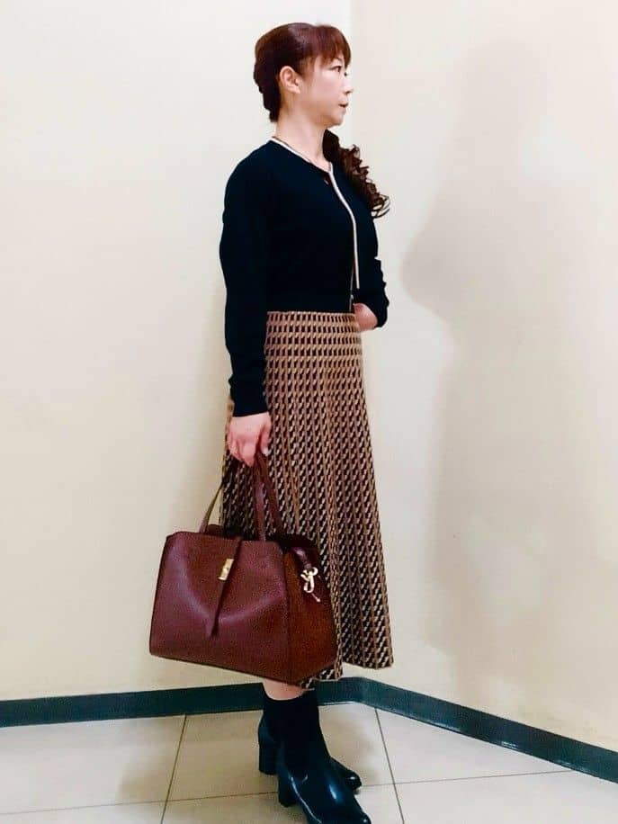 花さんの「Reflect｜【SS-4Lサイズ／衿が顔に当たらない◎】スタンドネックミドルコート」を使ったコーディネート