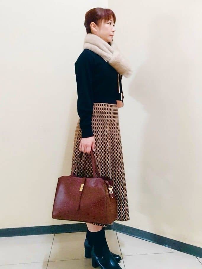 花さんの「Reflect｜【SS-4Lサイズ／衿が顔に当たらない◎】スタンドネックミドルコート」を使ったコーディネート