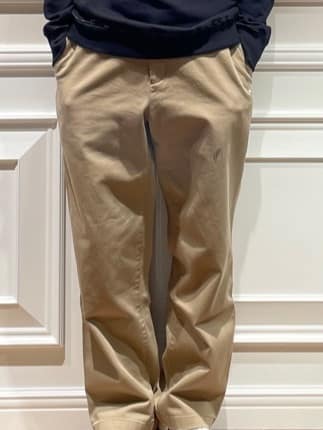 橋本さんの「DRESSTERIOR｜ヴィンテージ アルティメットチノパンツ」を使ったコーディネート