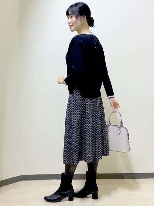  beni_gingerさんの「Reflect｜【選べる8色／スカートにもパンツにも◎】ウール混ボートネックニット」を使ったコーディネート