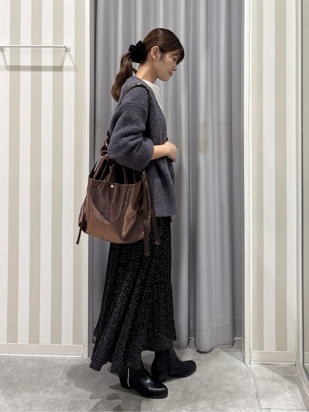 Rikaさんの「SHOO･LA･RUE｜【S-LL】美しく見せる ボートネックロンT」を使ったコーディネート