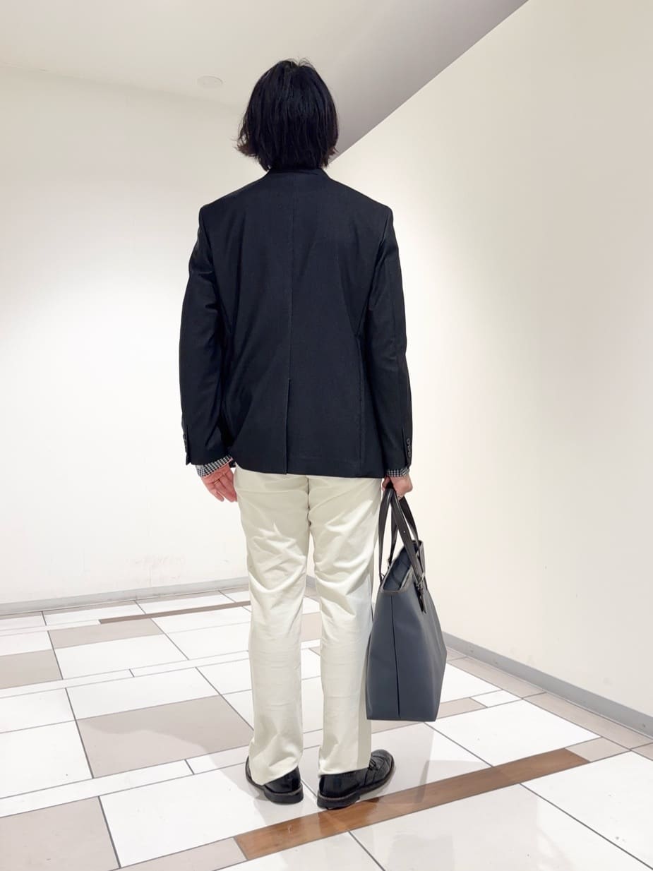及川さんの「TAKEO KIKUCHI｜【360&deg;ストレッチ／セットアップ対応】None Of Stress ジャケット」を使ったコーディネート