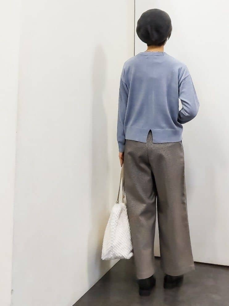 やまちゃんさんの「grove｜ラメモールヤーンプルオーバーニット」を使ったコーディネート