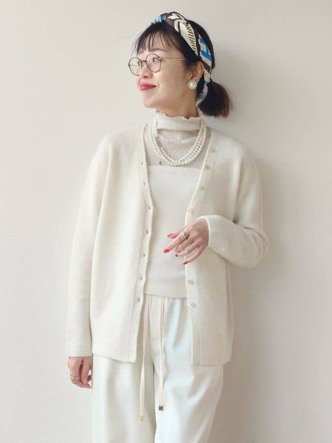 MUTSUKOさんの「UNTITLED｜【洗える/ワイド/ウエストゴム】ストレッチドロストパンツ」を使ったコーディネート