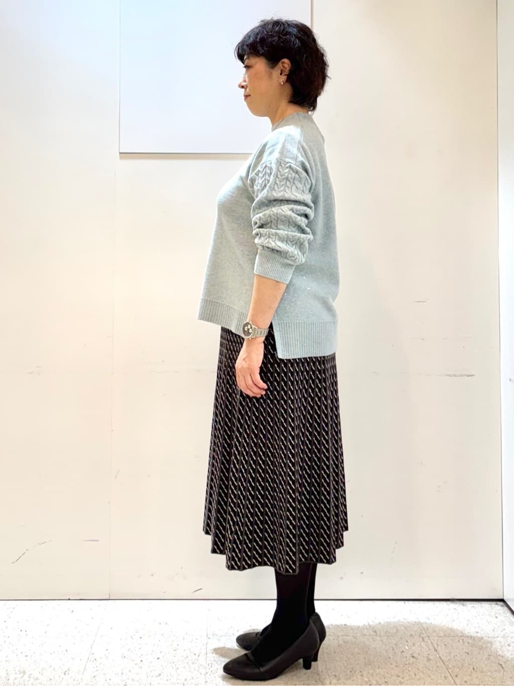 ヤスコさんの「Reflect｜【すっきり見え／フード取り外し可／通勤におすすめ◎】ライティアウター」を使ったコーディネート