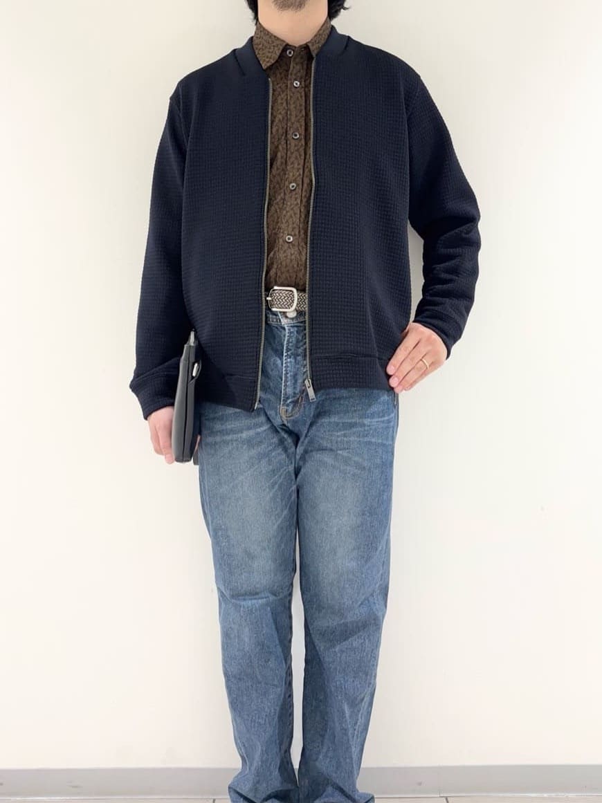 及川さんの「TAKEO KIKUCHI｜【Made in JAPAN】播州織 ドビー千鳥シャツ」を使ったコーディネート
