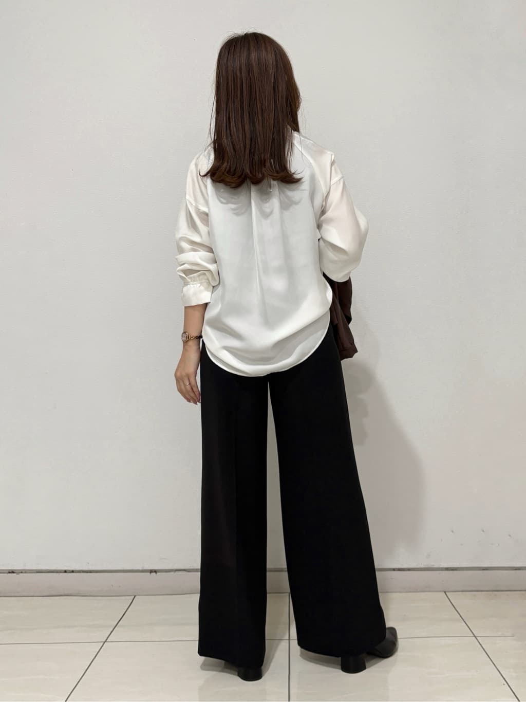 kahoさんの「INDIVI｜【着心地◎！】タックワイドパンツ」を使ったコーディネート