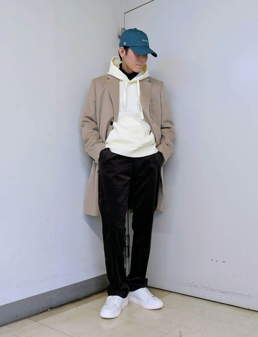 ryoさんの「TAKEO KIKUCHI｜カシミヤブレンド ビーバー調チェスターコート」を使ったコーディネート