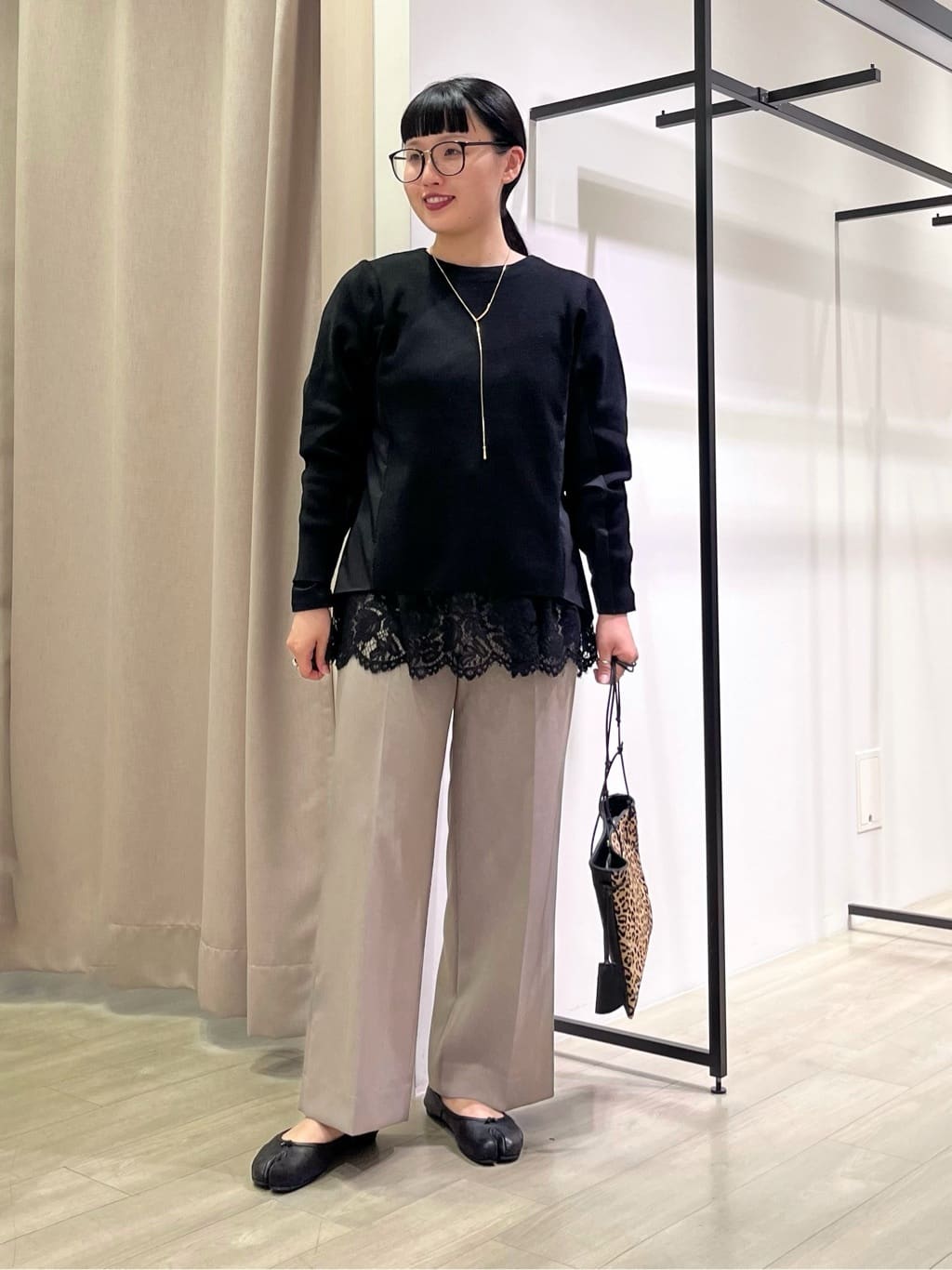 hasuさんの「INDIVI｜【レイヤードにおすすめ】レース切り替えカットソー」を使ったコーディネート