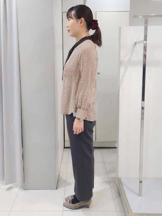 AZUSAさんの「Reflect｜【レイヤードに◎】ボウタイプリントブラウス」を使ったコーディネート