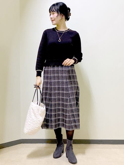  beni_gingerさんの「Reflect｜【コートインでもすっきり◎】チェック柄ニットドッキングワンピース」を使ったコーディネート