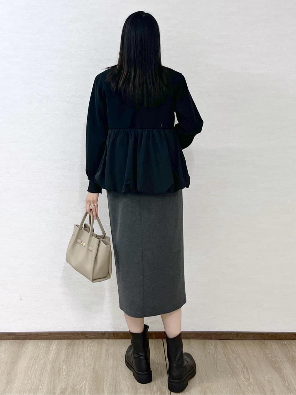 sachikoさんの「OPAQUE.CLIP｜ウールライクペプラムドッキングアウター【洗濯機洗い可】」を使ったコーディネート