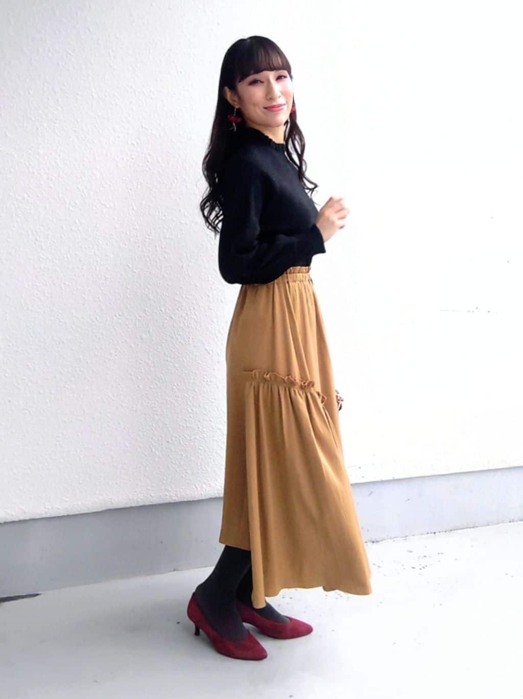 keinaさんの「SunaUna｜◆【COLLECTION LINE】フリルラメニット」を使ったコーディネート