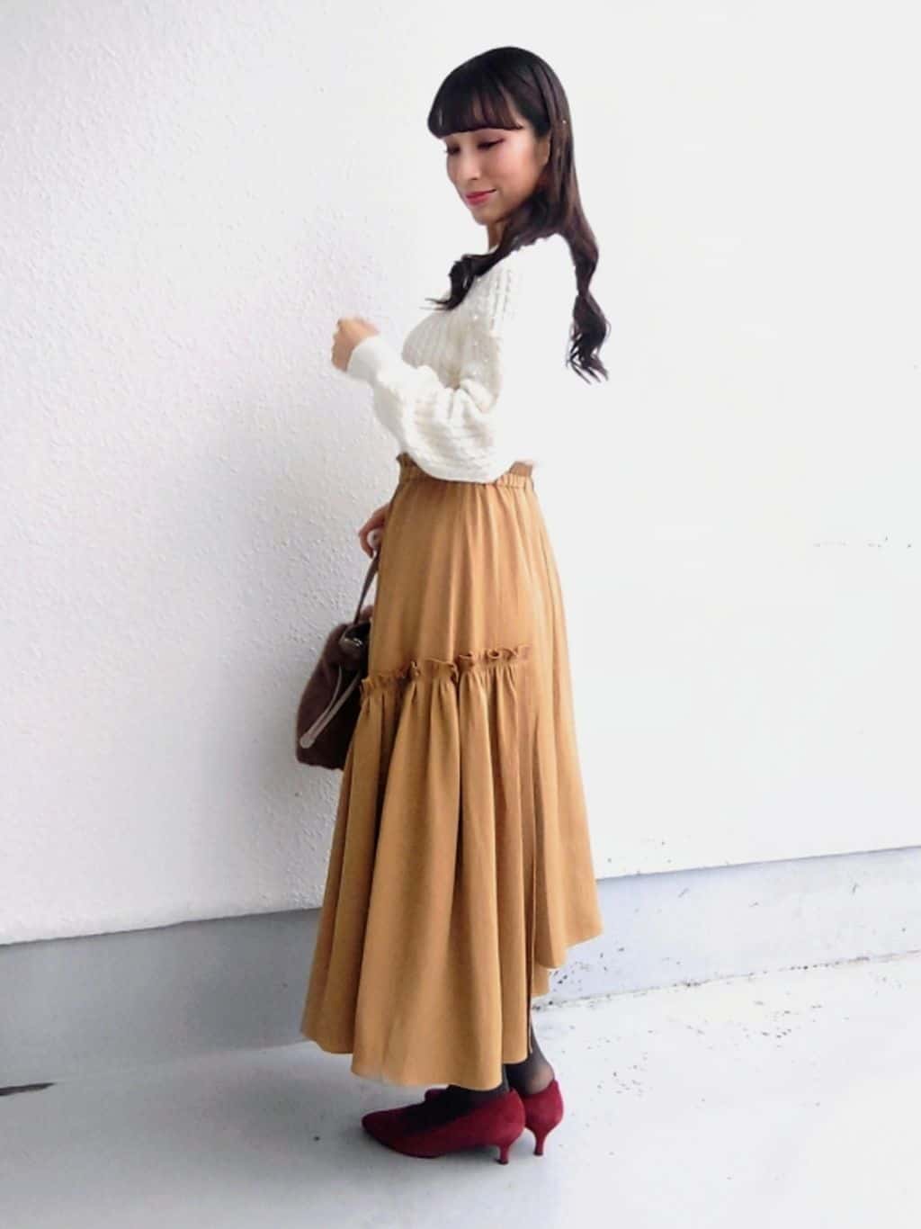 keinaさんの「SunaUna｜【COLLECTION LINE】パール調カーデ」を使ったコーディネート