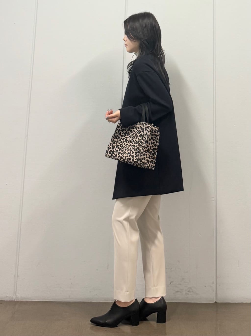 mizukiさんの「INDIVI｜【洗える／薄手／ラメ】シアーラメニット」を使ったコーディネート