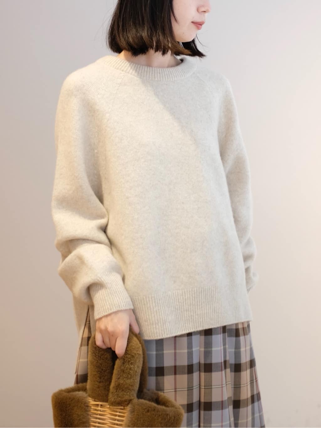 Kishimotoさんの「DRESSTERIOR｜◆チェックタックソフトプリーツスカート」を使ったコーディネート