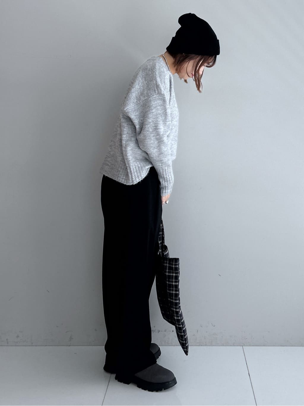 Hirokaさんの「Dessin｜【洗える】カーヴィパンツ」を使ったコーディネート