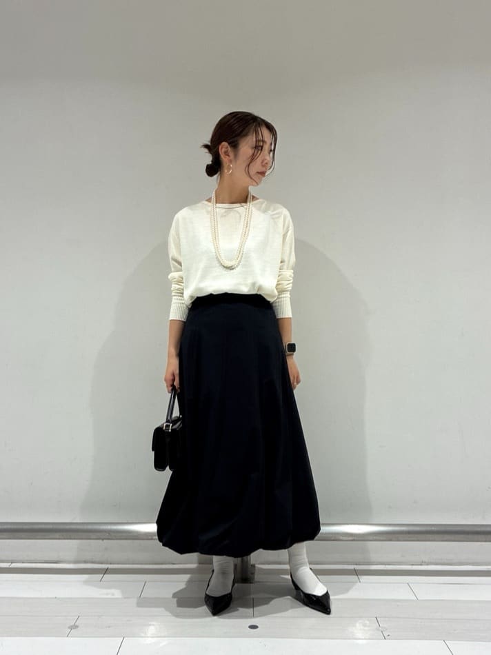 Rinさんの「UNTITLED｜【8色展開/体型カバー】魅せるタイムレスニット」を使ったコーディネート