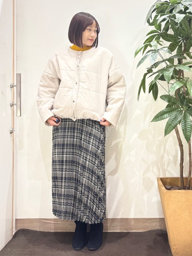 TOWAさんの「SHOO･LA･RUE｜【絶妙なゆるピタ/洗濯機可】ちくちくしにくい リブハイネックやわらかニット」を使ったコーディネート