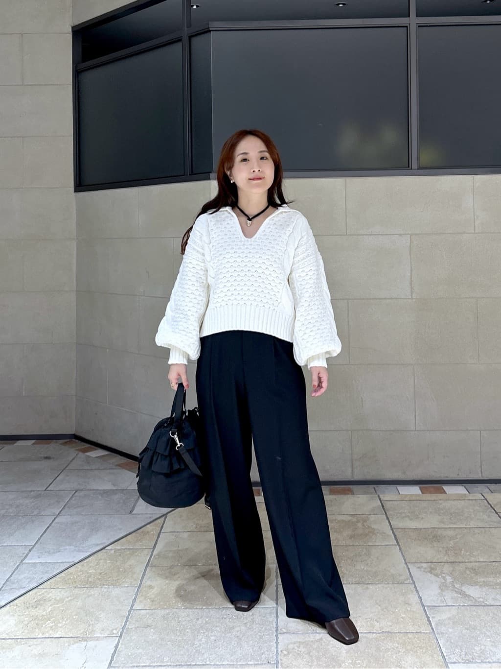 よねさんの「INDIVI｜スキッパーフォルムニット」を使ったコーディネート