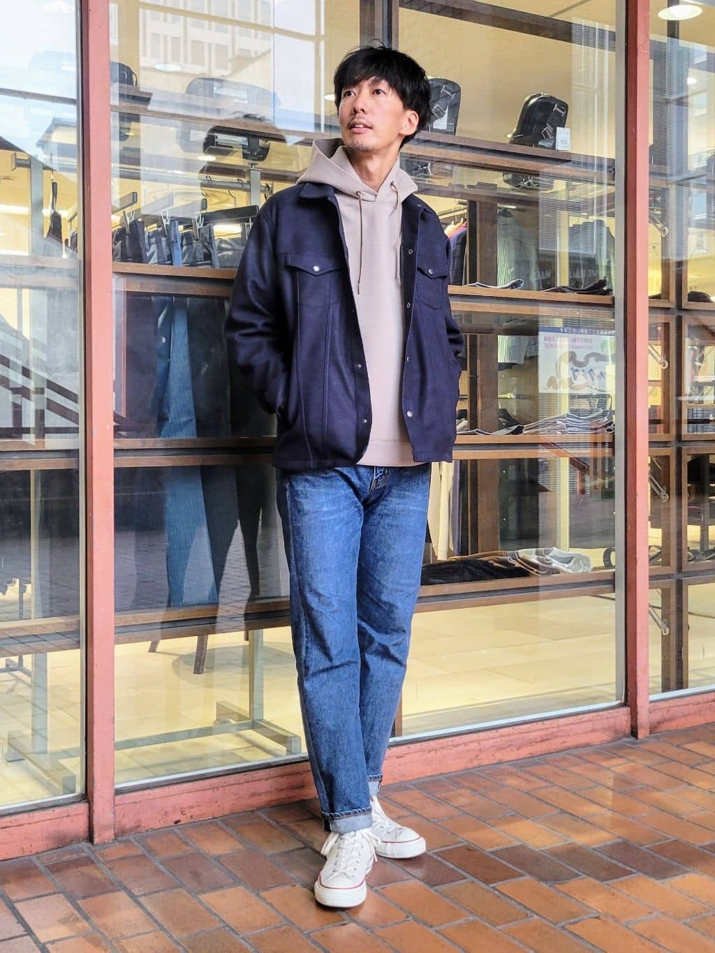 piroyaさんの「TAKEO KIKUCHI｜エアダン プルオーバー パーカー」を使ったコーディネート