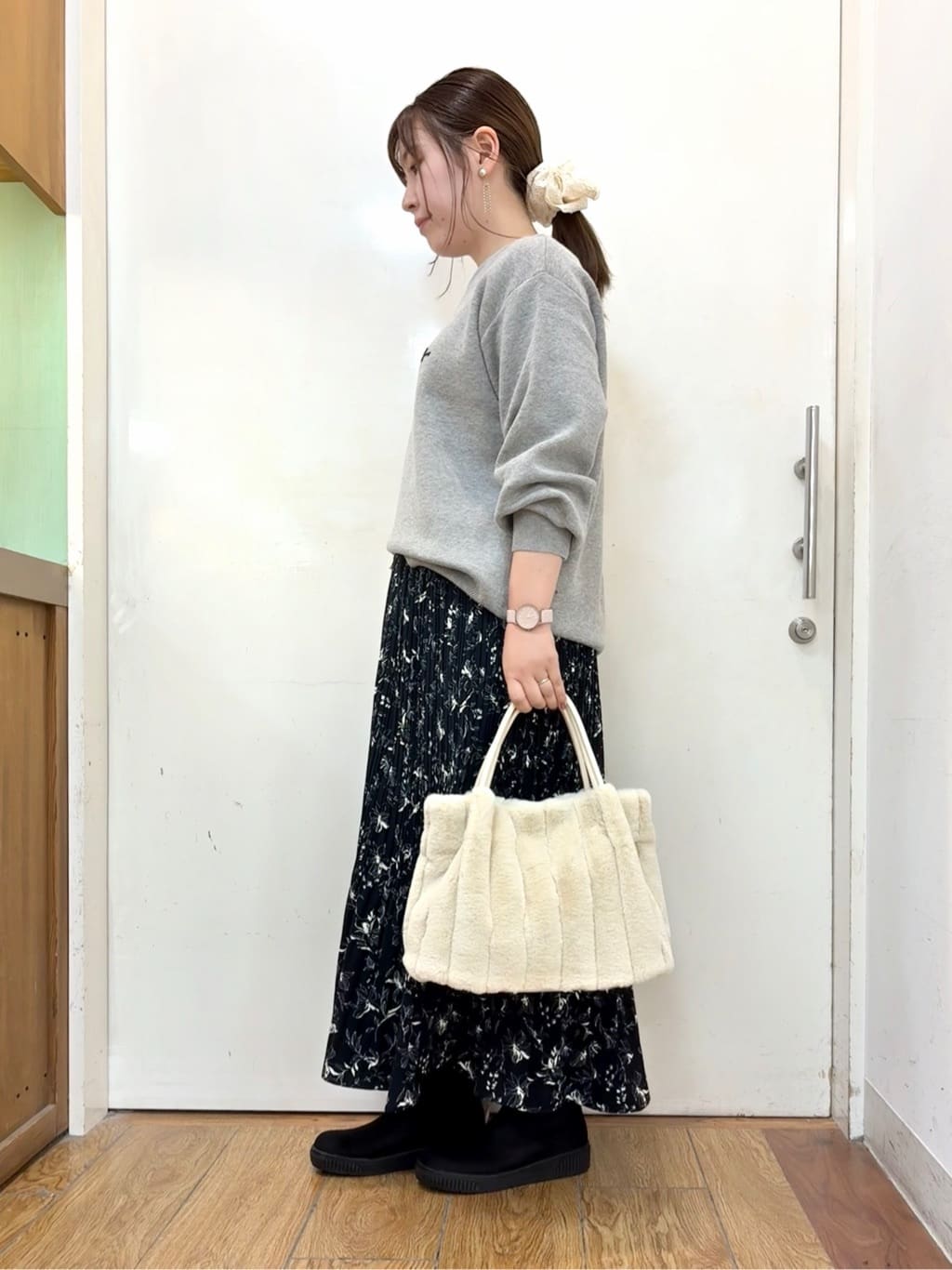 だいわさんの「SHOO･LA･RUE｜【高レビュー/2WAY】きれい見えで上品な ストライプファートートバッグ」を使ったコーディネート