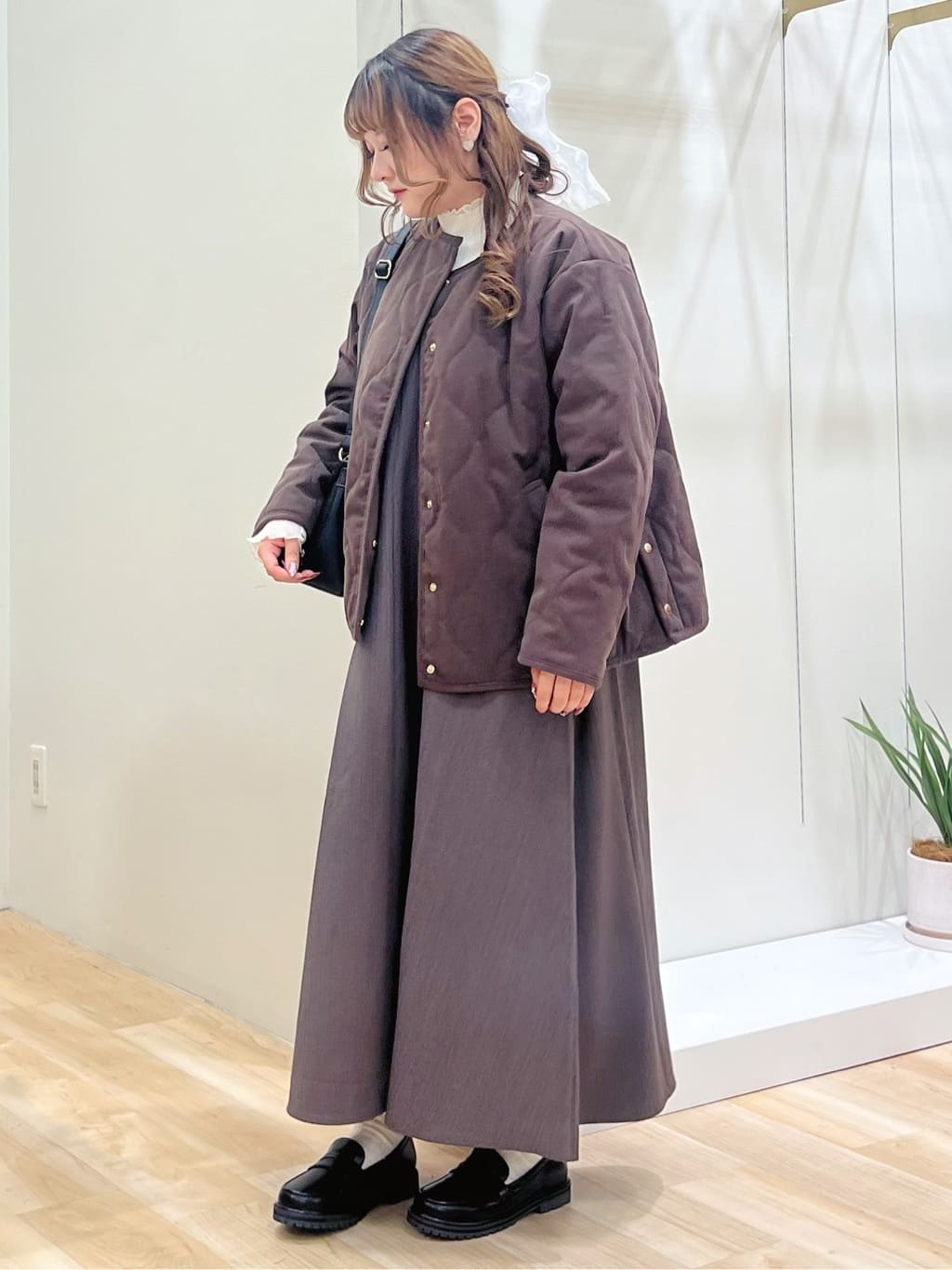 みことさんの「grove｜【2WAY・リバーシブル】大人が着たい上品コーデュロイジャケット」を使ったコーディネート