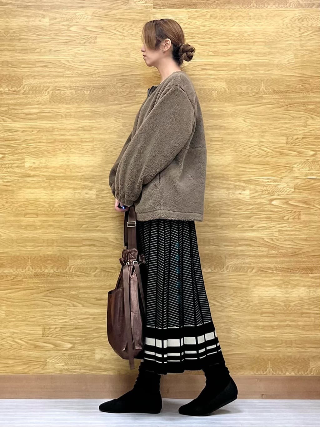 もすさんの「SHOO･LA･RUE｜【洗濯機可/毛玉レス】大人世代も取り入れやすい スウェットライク アソートニット」を使ったコーディネート