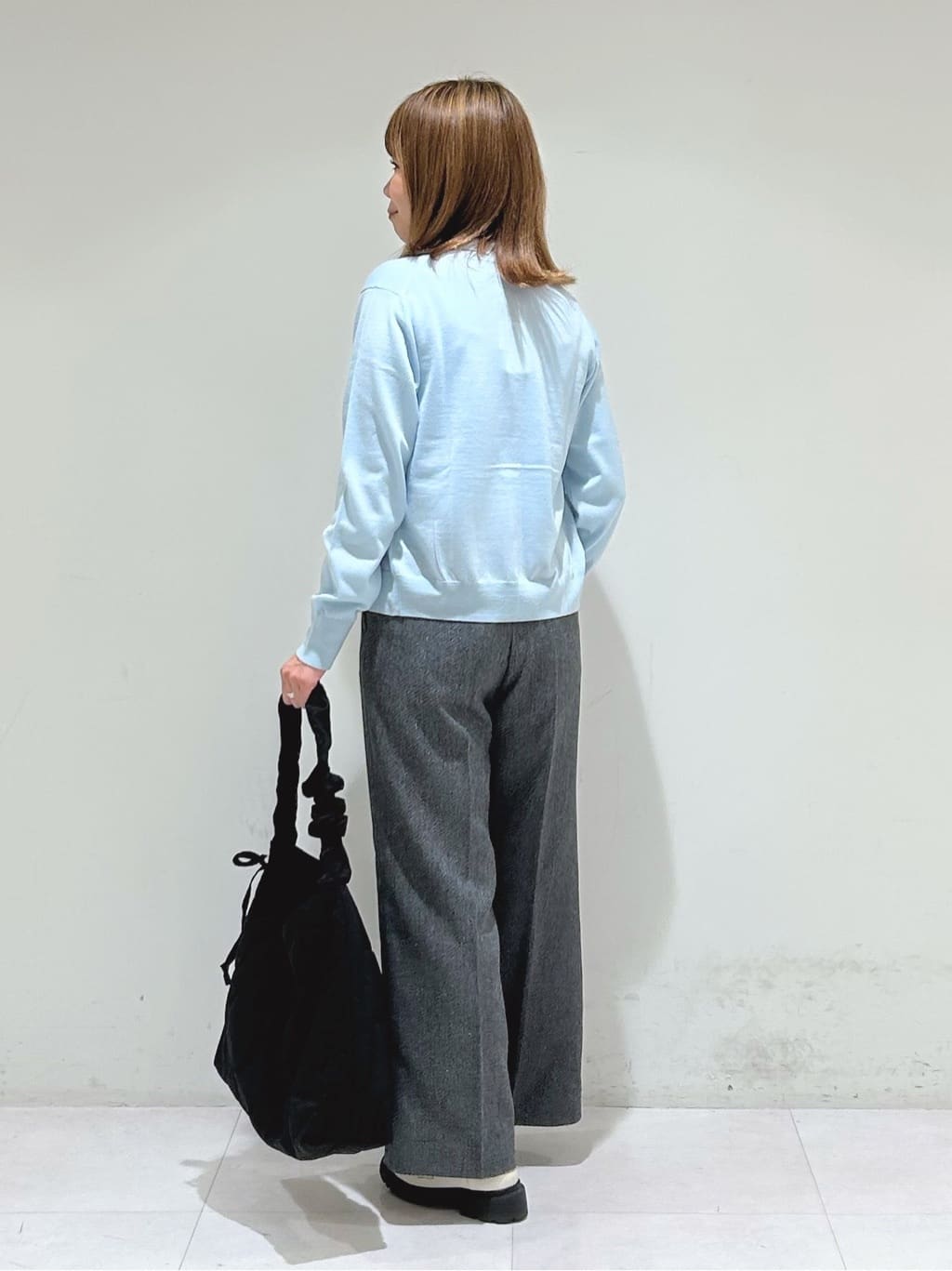 tsuyuさんの「INDIVI｜【洗える／毛玉になりにくい】エクストラファインウール リブタートルニット」を使ったコーディネート