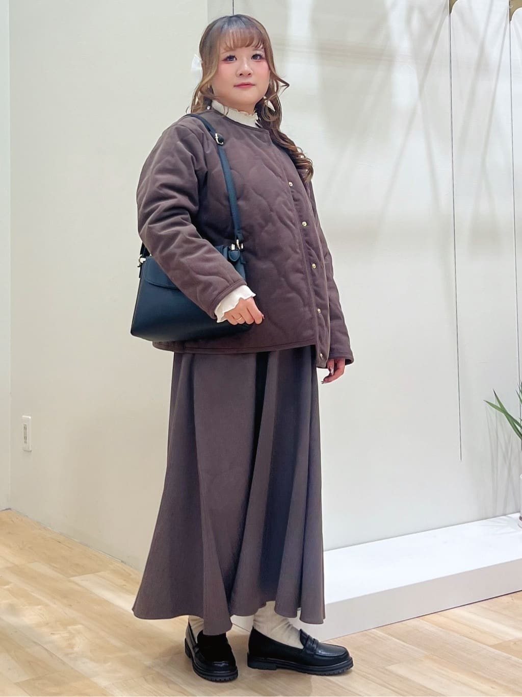 みことさんの「grove｜【2WAY・リバーシブル】大人が着たい上品コーデュロイジャケット」を使ったコーディネート