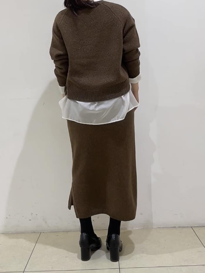 watanabeさんの「UNTITLED｜【セットアップ可/ゆったり】ウール混ラメニット」を使ったコーディネート