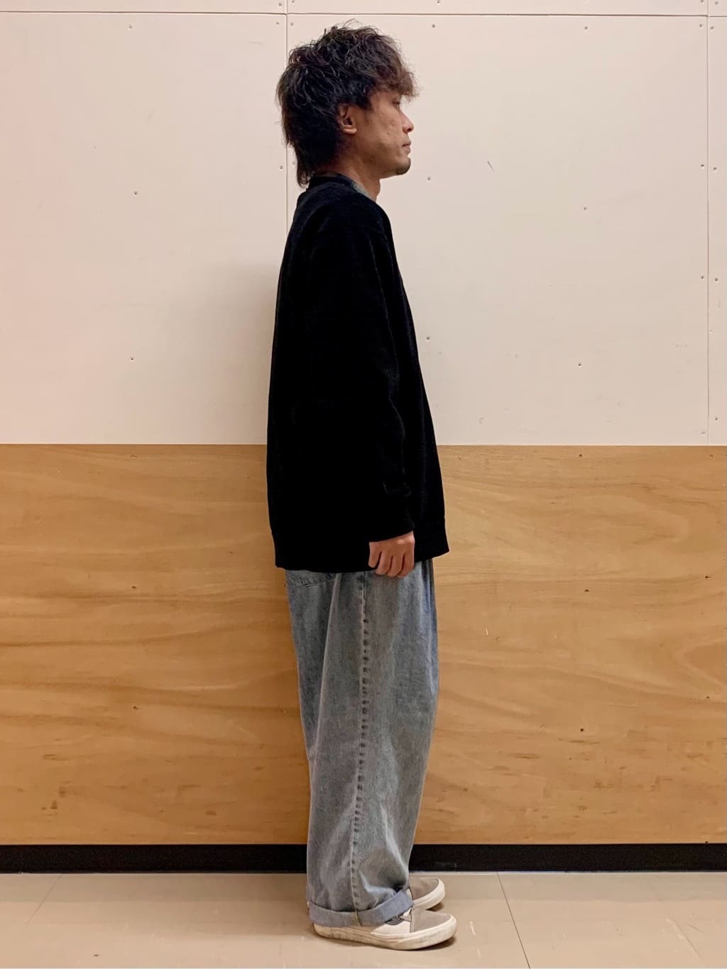 MATUさんの「THE SHOP TK｜【触れるたびに心地良い】ライトモールニット　洗濯機OK/ユニセックスでおすすめ！」を使ったコーディネート