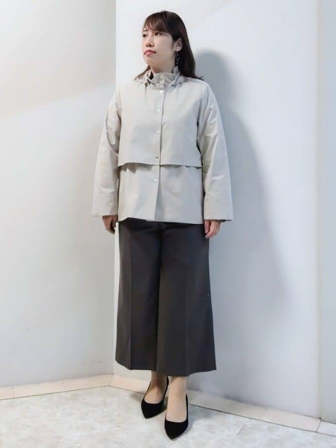 エリさんの「Reflect｜【すっきり見え／フード取り外し可／通勤におすすめ◎】ライティアウター」を使ったコーディネート