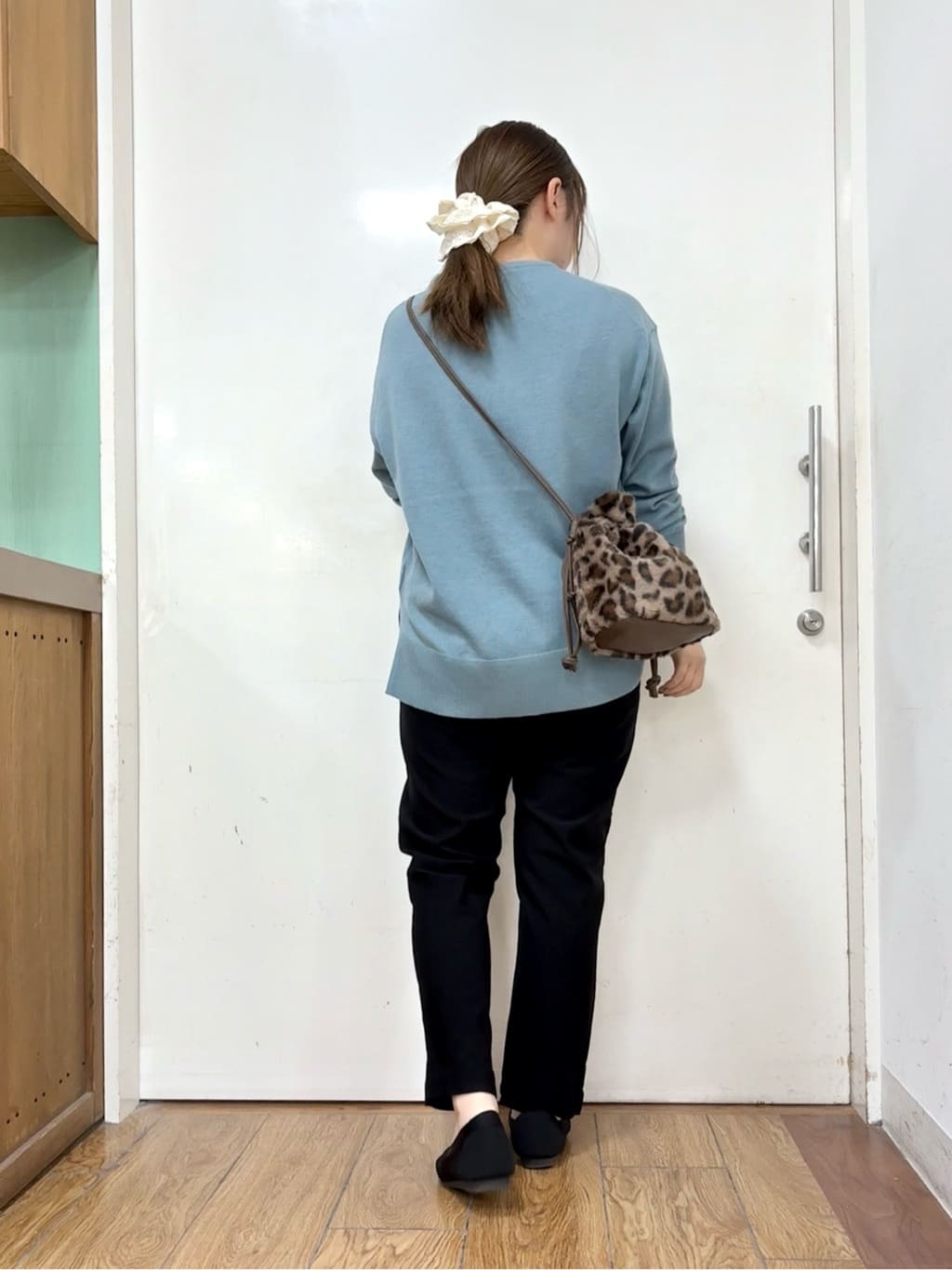 だいわさんの「SHOO･LA･RUE｜【高レビュー/洗濯機可/SS-LL】あったか裏起毛 のびのびストレッチ テーパードパンツ」を使ったコーディネート