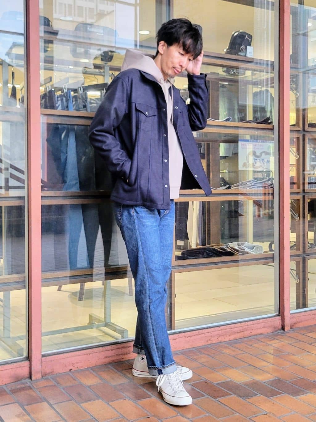 piroyaさんの「TAKEO KIKUCHI｜エアダン プルオーバー パーカー」を使ったコーディネート