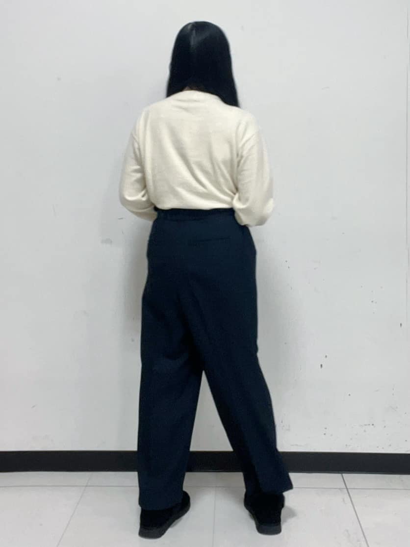 Hitomiさんの「index｜ふんわりボトルネックパフスリーブニット【洗濯機OK】」を使ったコーディネート