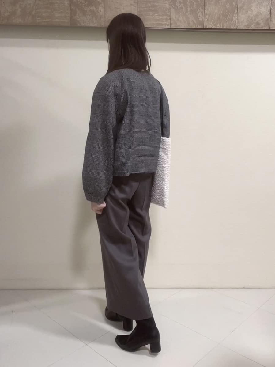 yukaさんの「Reflect｜【選べる8色／スカートにもパンツにも◎】ウール混ボートネックニット」を使ったコーディネート