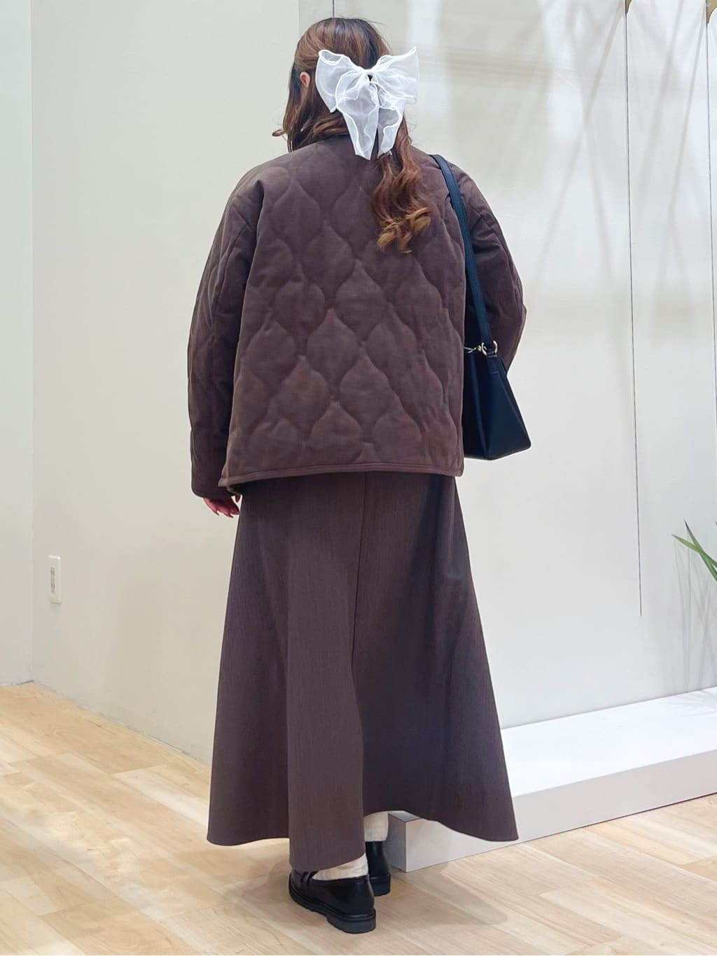 みことさんの「grove｜【2WAY・リバーシブル】大人が着たい上品コーデュロイジャケット」を使ったコーディネート