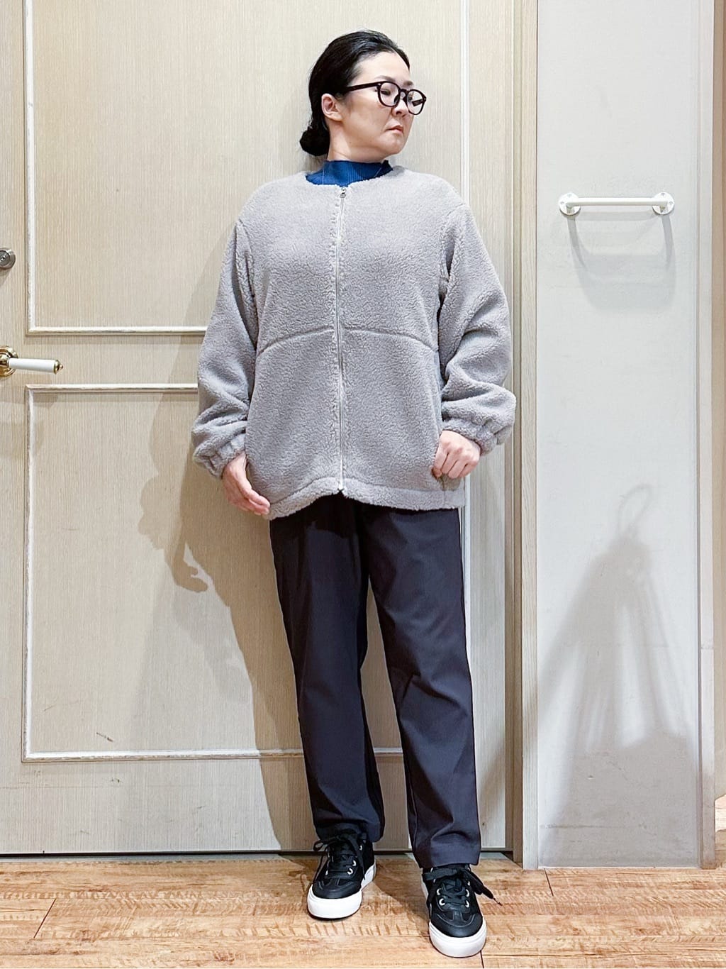 umeさんの「SHOO･LA･RUE｜【洗濯機可】即サマになる ノーカラー ボアブルゾン」を使ったコーディネート