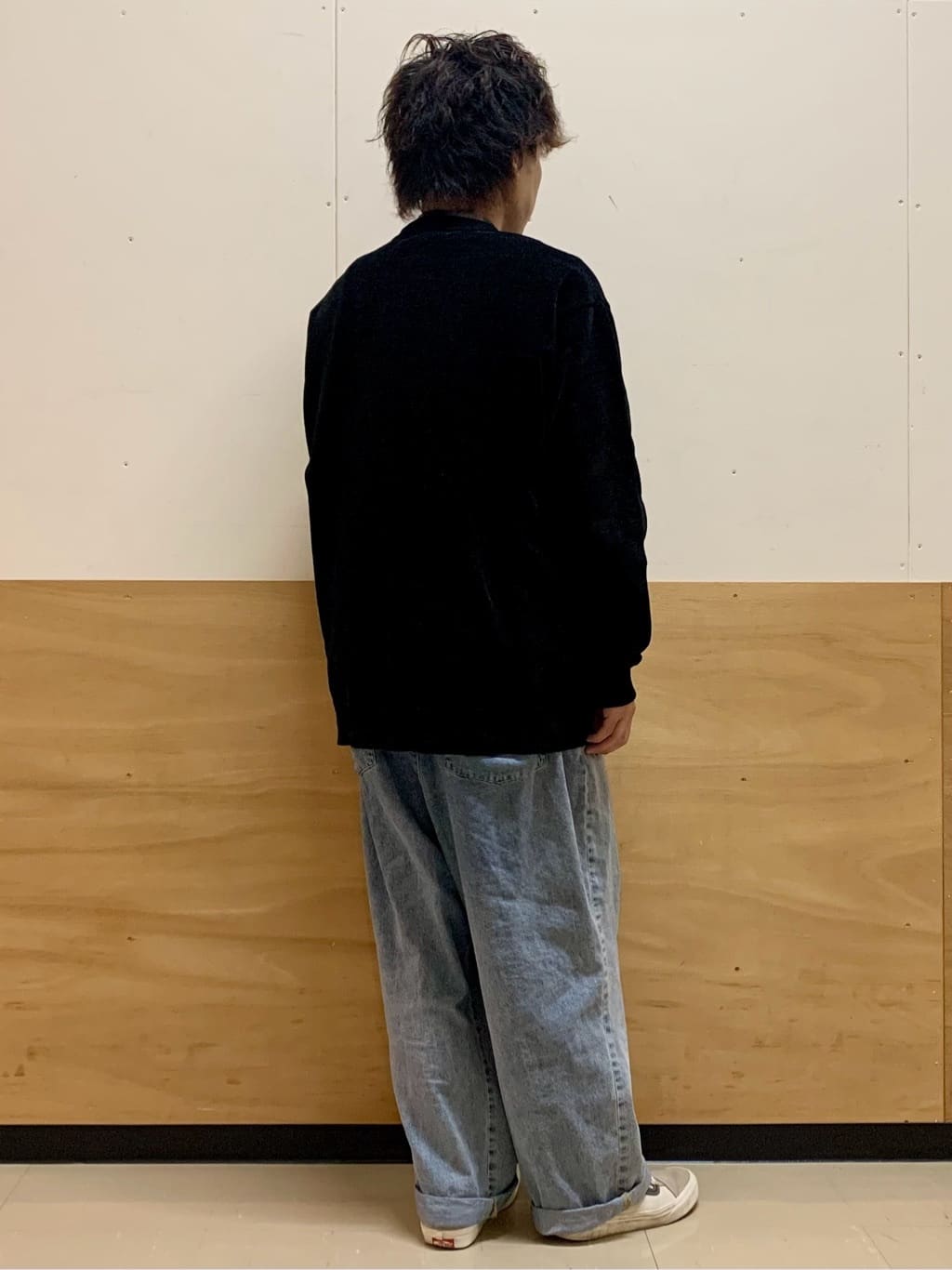 MATUさんの「THE SHOP TK｜【触れるたびに心地良い】ライトモールニット　洗濯機OK/ユニセックスでおすすめ！」を使ったコーディネート