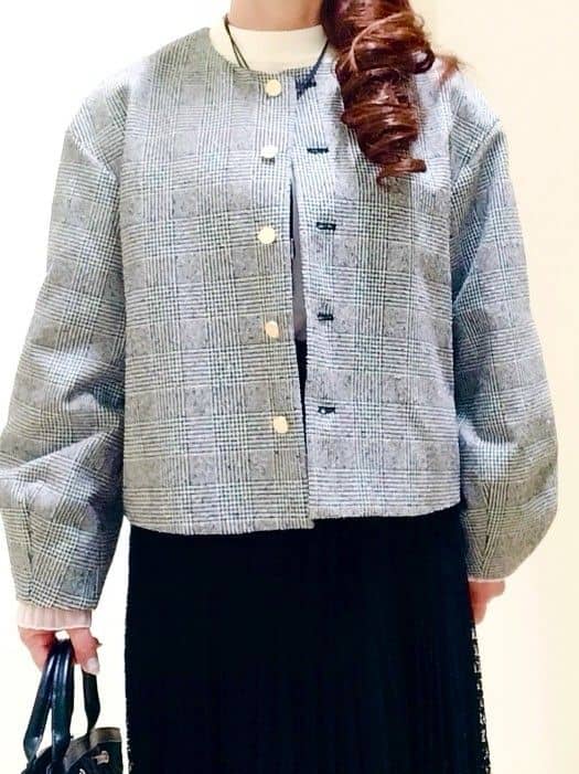花さんの「Reflect｜【秋映え／重ね着風スタイルに◎】フリルプリーツスリーブニット」を使ったコーディネート