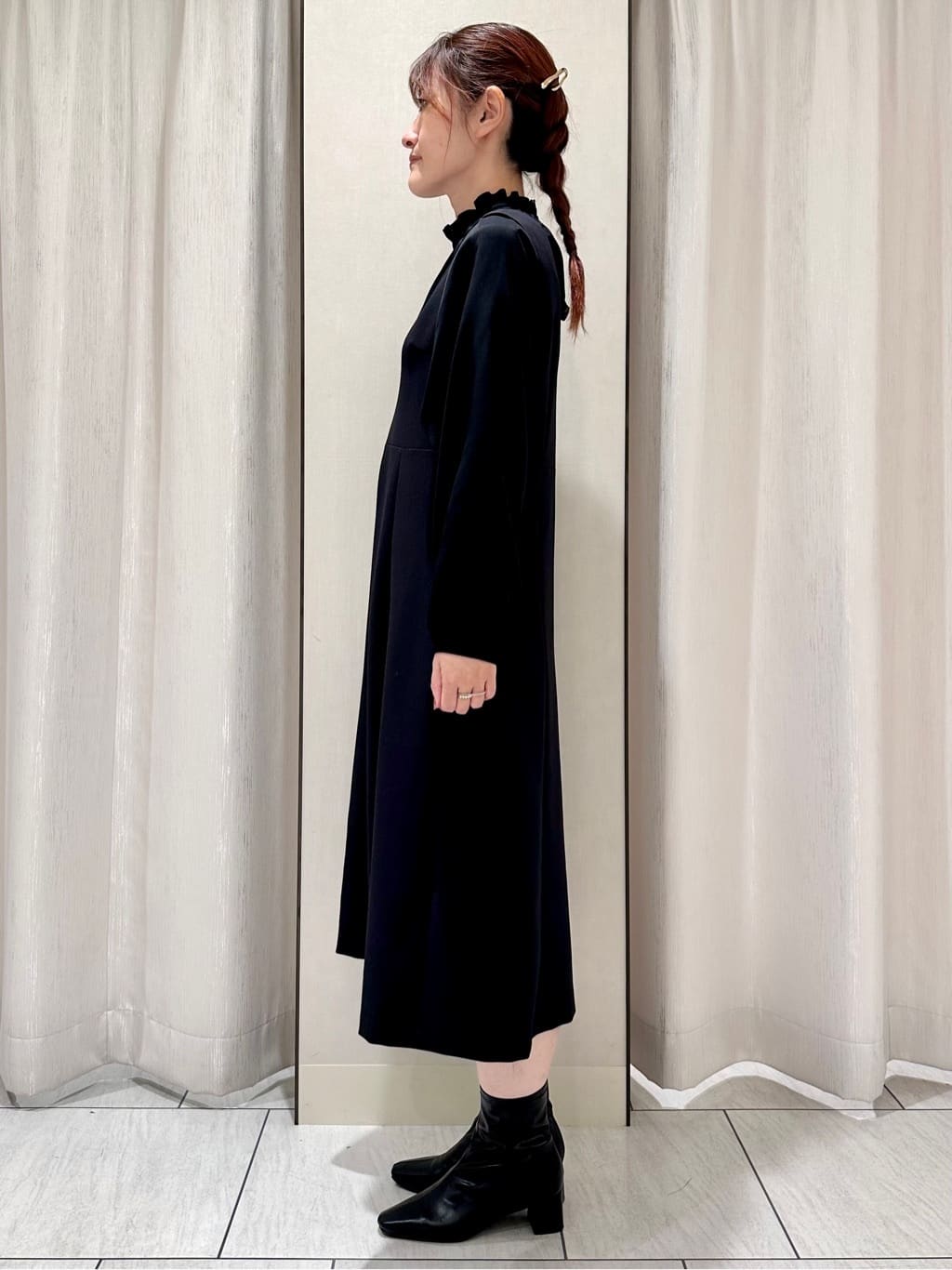 komiさんの「UNTITLED｜【ジャケット風/メタルボタン】アルパカ混シャギーカーディガン」を使ったコーディネート