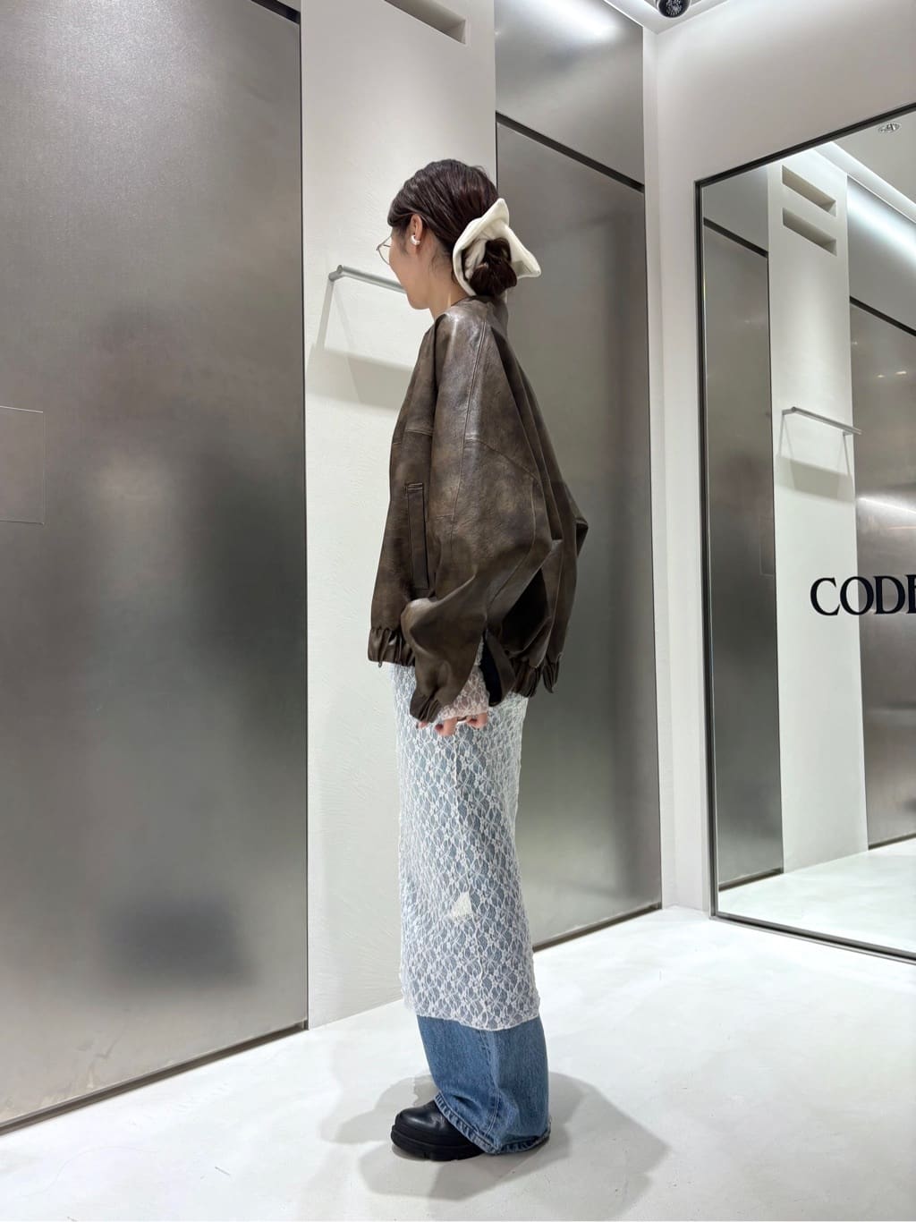 iwamiさんの「CODE A｜stretch lace cami dress」を使ったコーディネート