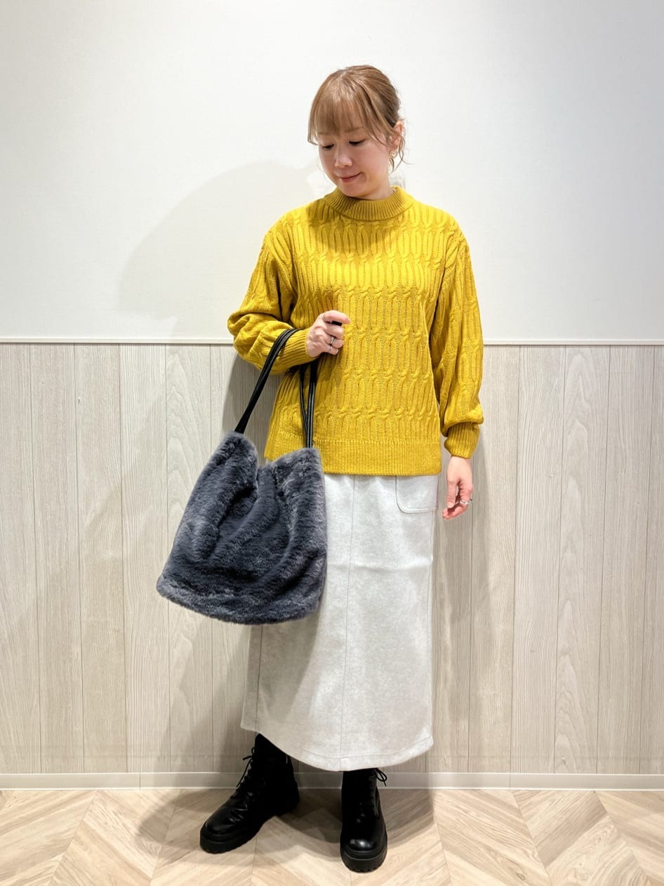 shokoさんの「SHOO･LA･RUE｜【S-LL】あったかすっきり 圧縮ニットナロースカート」を使ったコーディネート