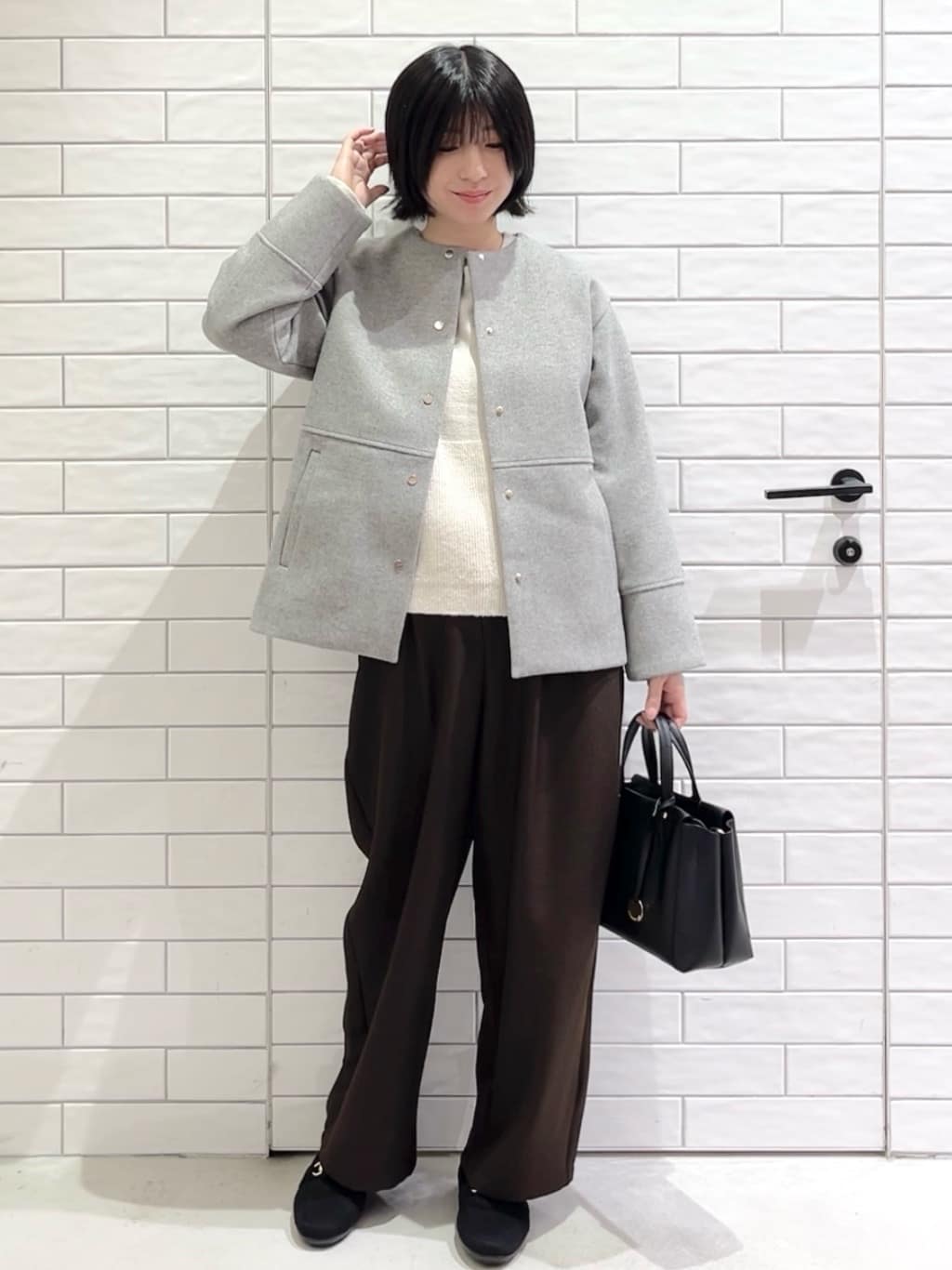 しおりさんの「OPAQUE.CLIP｜ウールライクメルトンノーカラーコート【洗濯機洗い可】」を使ったコーディネート