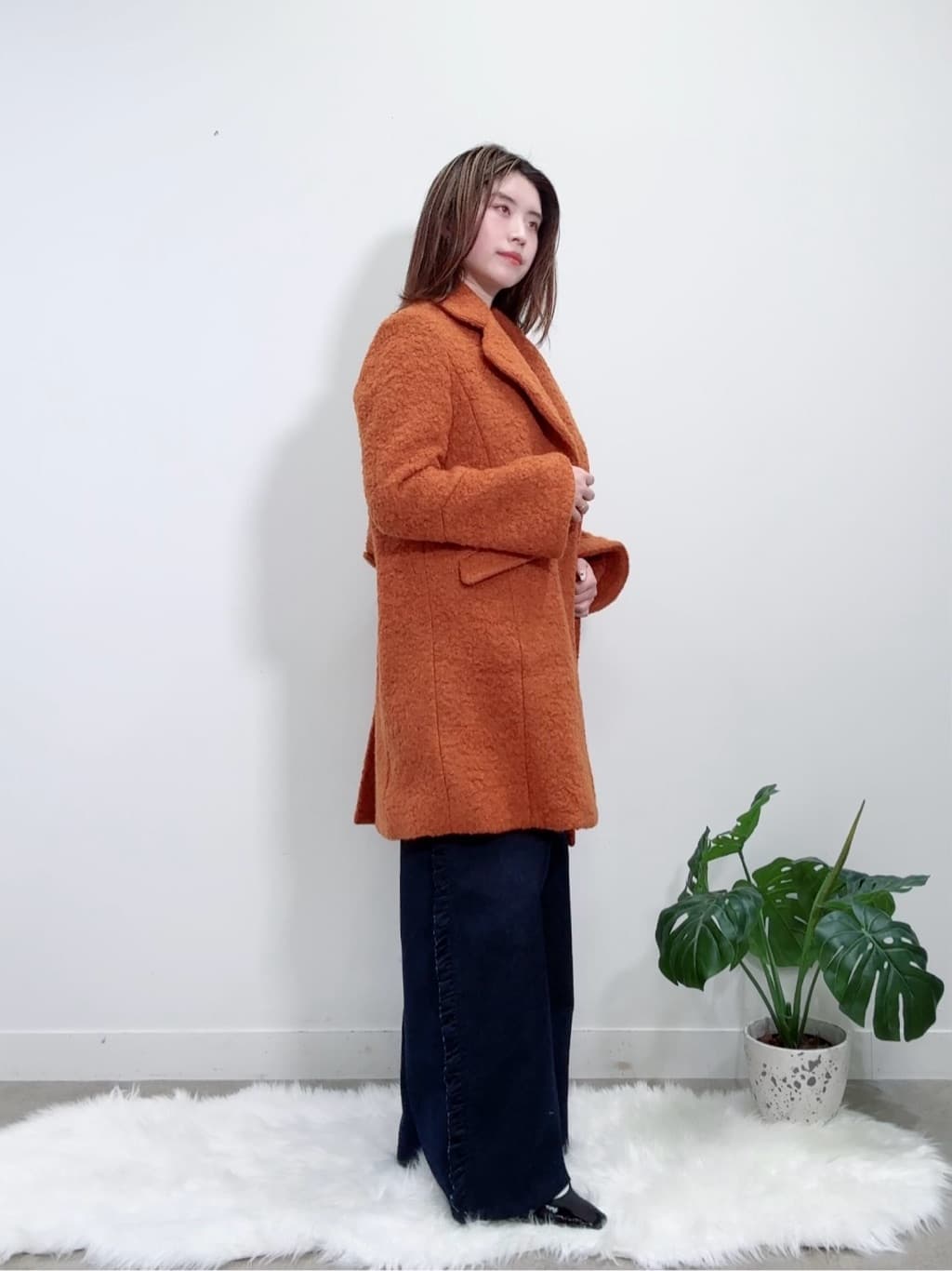 Suma Una本部スタッフさんの「SunaUna｜【COLLECTION LINE】フリルデニム」を使ったコーディネート