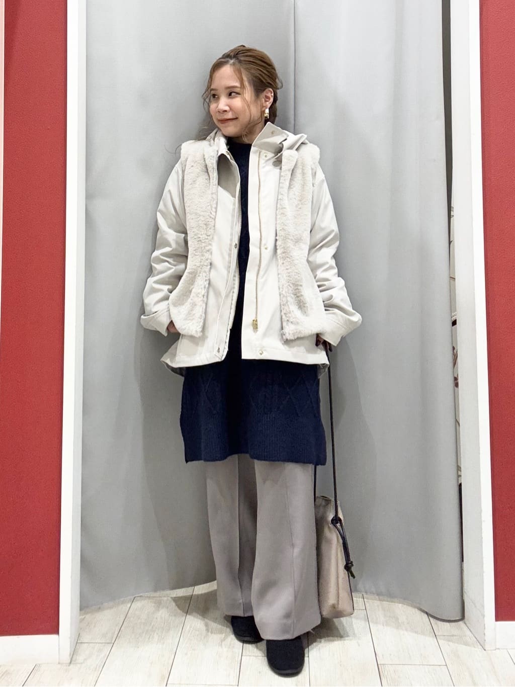 shioさんの「SHOO･LA･RUE｜【着丈選べる】ケーブル柄ニットワンピース」を使ったコーディネート