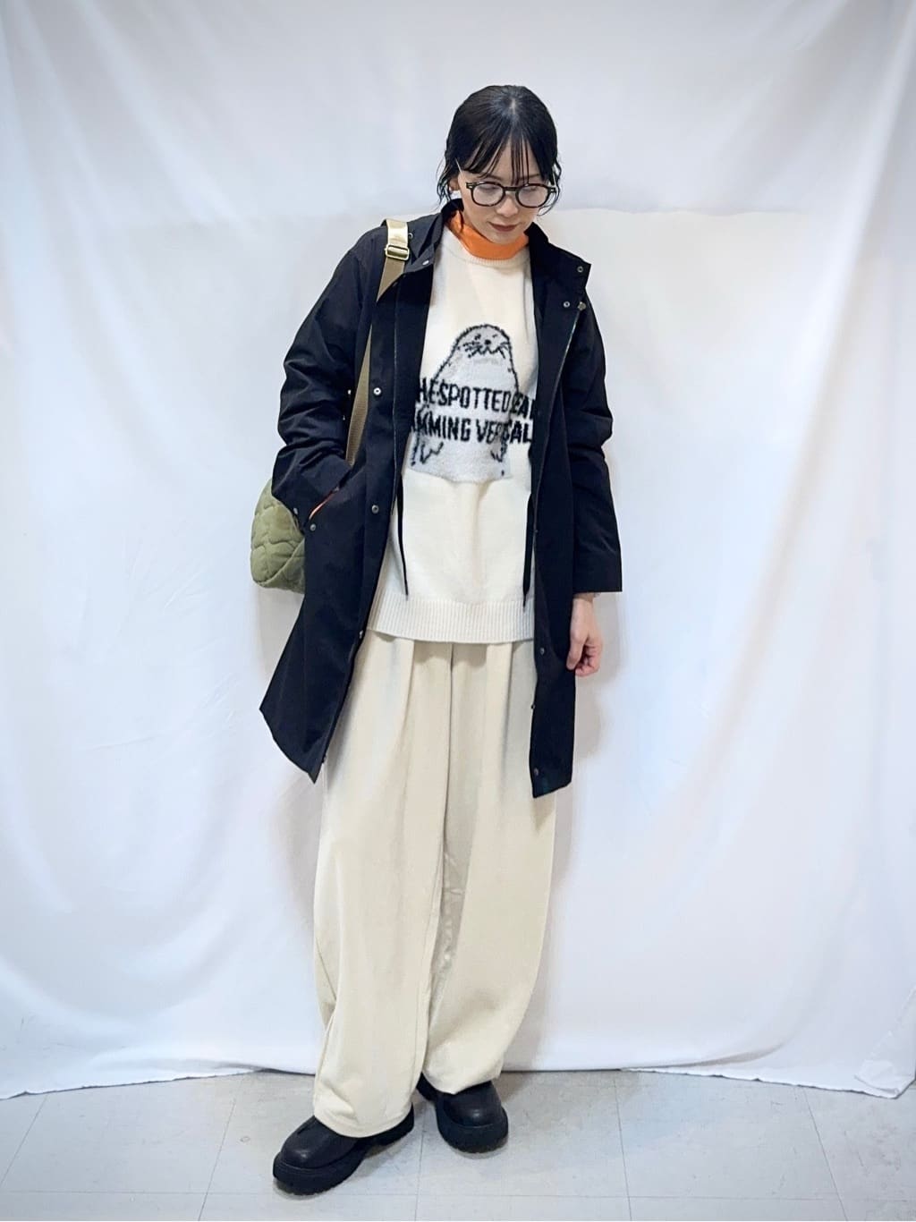 𝐇𝐢𝐫𝐨𝐦𝐢さんの「SHOO･LA･RUE｜【旭山動物園応援商品】ゆるアニマル ふわふわジャカードニット」を使ったコーディネート